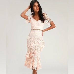NWT - Lulus Blush Pink Lace Ruffled Midi Dress Size Medium